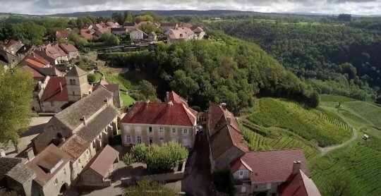 chateau chalon aeriel